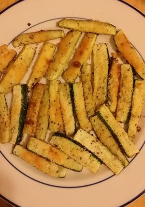 A picture of Taisen's parmesan baked zucchini.