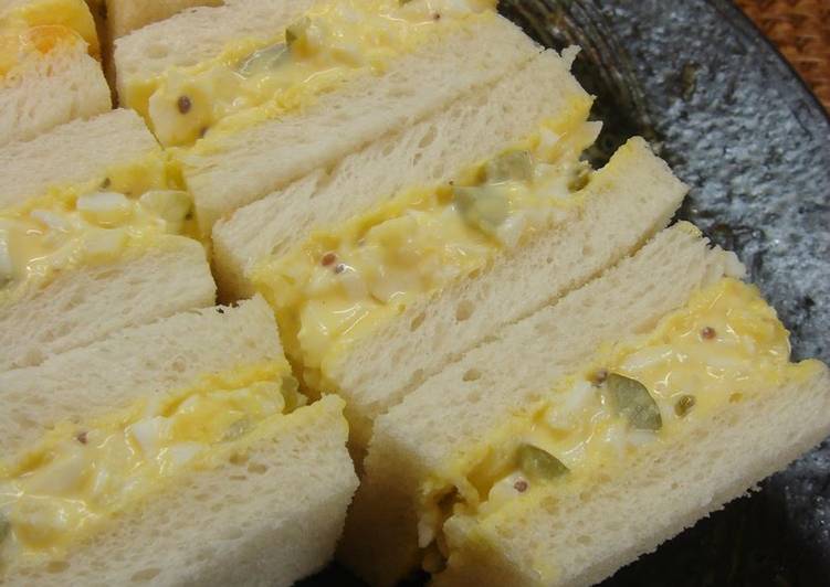 Simple Way to Make Homemade Egg Sandwich with Tartare-like Sauce
