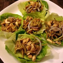 A picture of Mu Shu Chicken Lettuce Wraps.