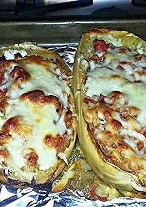 A picture of Spaghetti Squash Boats.
