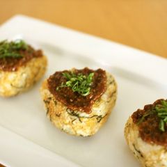 A picture of Super Easy! Soy Sauce Malt and Shiso Yaki-Onigiri (Grilled Rice Balls).