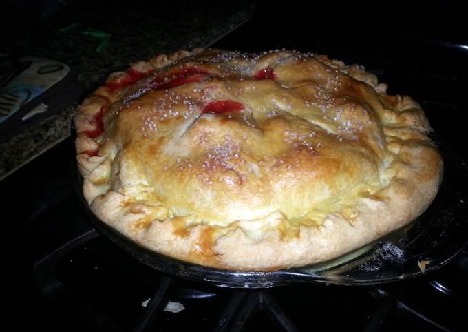 Grandma Norma's Red Hot Apple Pie