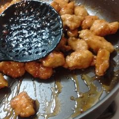 A picture of Panda express orange chicken.