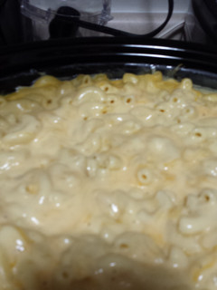 A picture of Creamy mac n cheese.