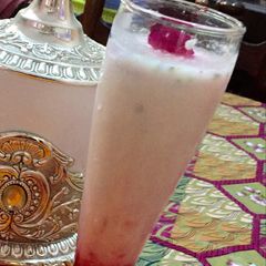 A picture of Rose flavour lassi.