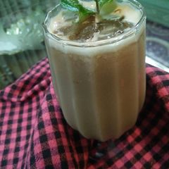 A picture of Chocolate Lassi.