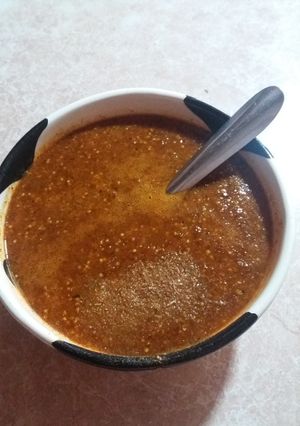 Una foto de Chile de tomate con camarón