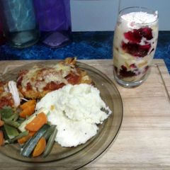 A picture of Chicken Parmigiana.