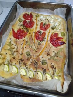 Foto di Focaccia artistica con lievito madre