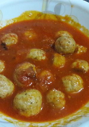 A picture of Chicken balls.