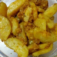 A picture of Potato without onion garlic.