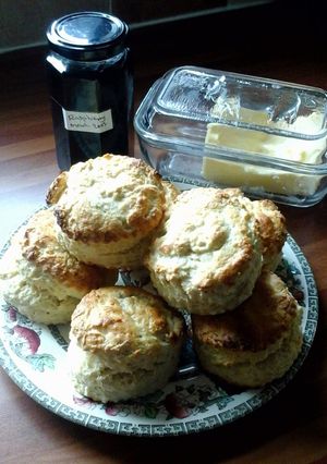 A picture of scones.