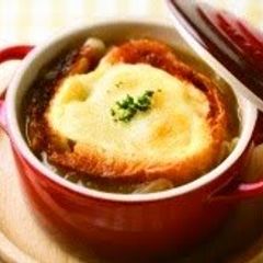 A picture of Easy Onion Gratin Soup.