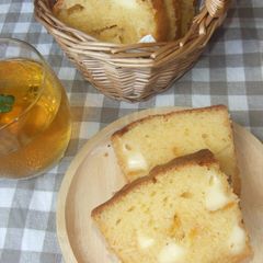 A picture of Orange Marmalade & Cheese Pound Cake.
