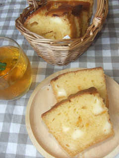 A picture of Orange Marmalade & Cheese Pound Cake.
