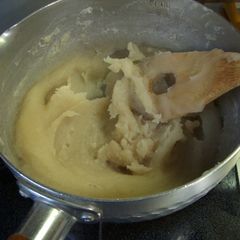A picture of Shiro Koshi-an (Smooth White Sweet Bean Paste).