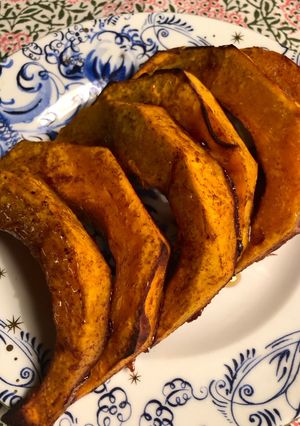 A picture of Maple cinnamon squash - vegan.