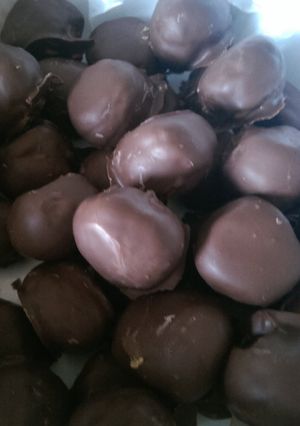 A picture of Peanut butter balls.