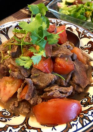 A picture of Beef & Tomato stir-fry.