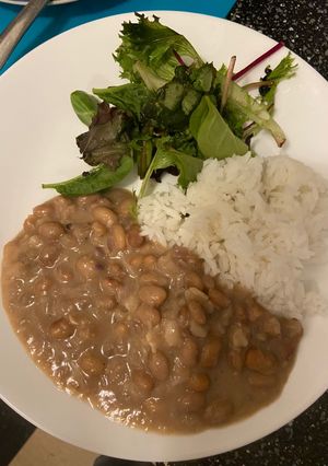 Una foto de Frejoles peruanos veganos