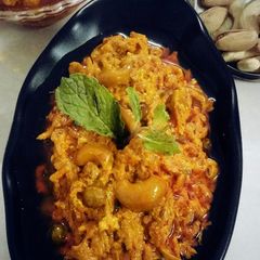 A picture of Kacchi haldi ki sabji.