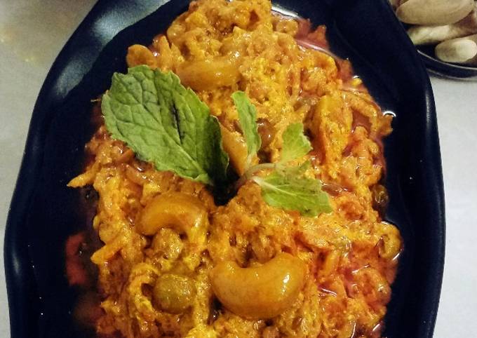 Steps to Make Eric Ripert Kacchi haldi ki sabji