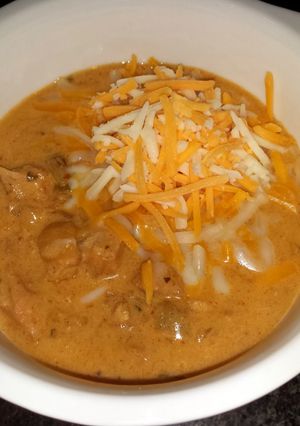 A picture of Easy White Chicken Chili.