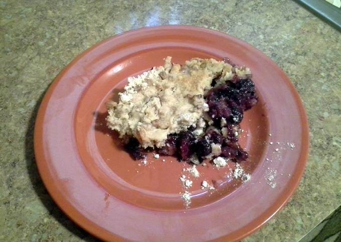 Easiest Way to Prepare Ultimate Strawberry/blueberry Crumble