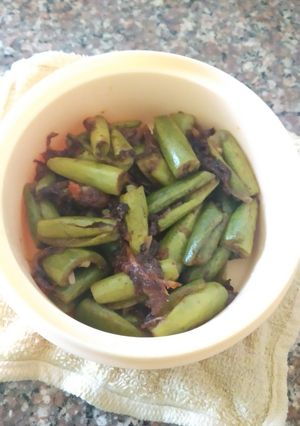 A picture of Pointed gourd veg.