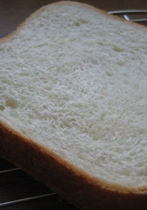 A picture of Rice Flour Sandwich Bread Made in a Bread Machine.