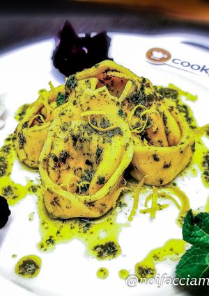 A picture of Trout Tortelli with Mint, Parsley, and Lemon Liquid Pesto.