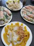 Vietnamese Summer Rolls with spicy garlic peanut sauce