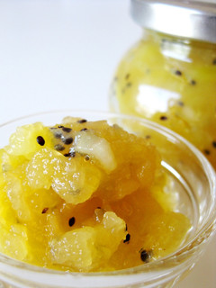 A picture of Apple and Kiwi Honey Jam.