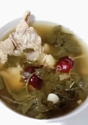 A picture of Watercress & luo han kuo (monk fruit) soup.