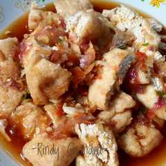 A picture of Tahu Gejrot Abang Abang.