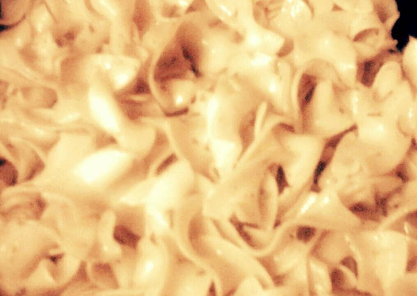 Pesto pasta with butter