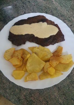 Una foto de Filete de babilla con salsa roquefort