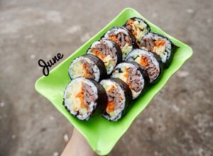 Hình của món Kimbap bò (Eat clean).