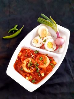 सूरत स्टाइल एग टिक्का मसाला (surat style egg tikka masala recipe in Hindi) रेसिपी मुख्य फोटो
