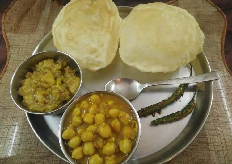 Choley Bhature