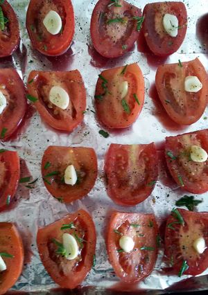 A picture of Oven Roasted Tomatoes.