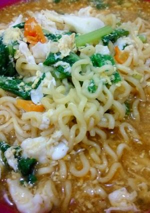 Foto resep Mie instan super duper pedes (segeeeer)