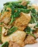 Easy and Delicious Tofu and Spinach Champuru (Okinawan Stir-Fry)