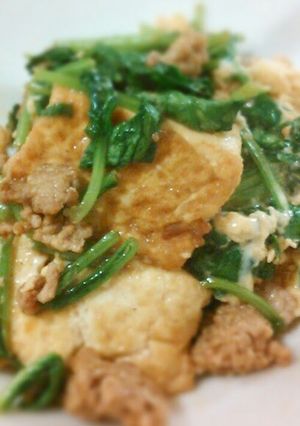 A picture of Easy and Delicious Tofu and Spinach Champuru (Okinawan Stir-Fry).