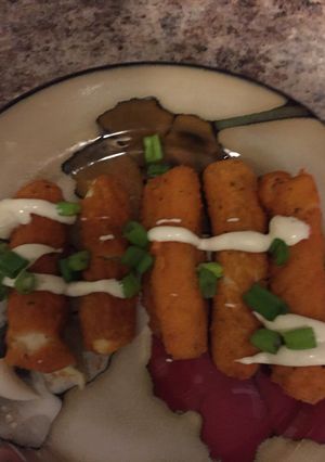 A picture of Buffalo Mozzarella Sticks.