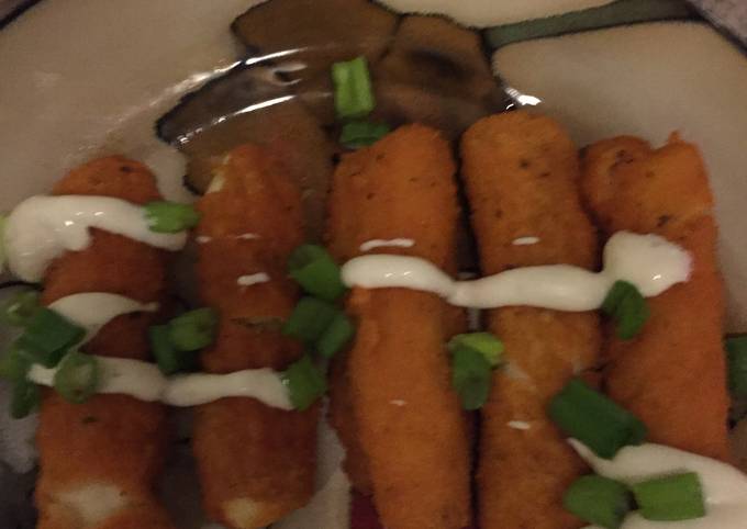 Buffalo Mozzarella Sticks