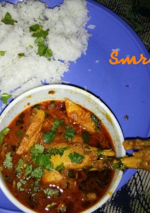 A picture of Dhaba style chicken curry.