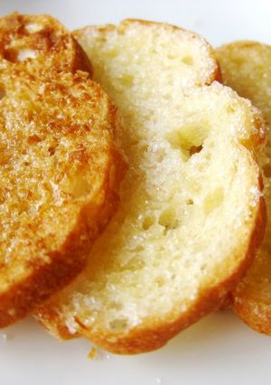 A picture of Triple Sugar Rusks.
