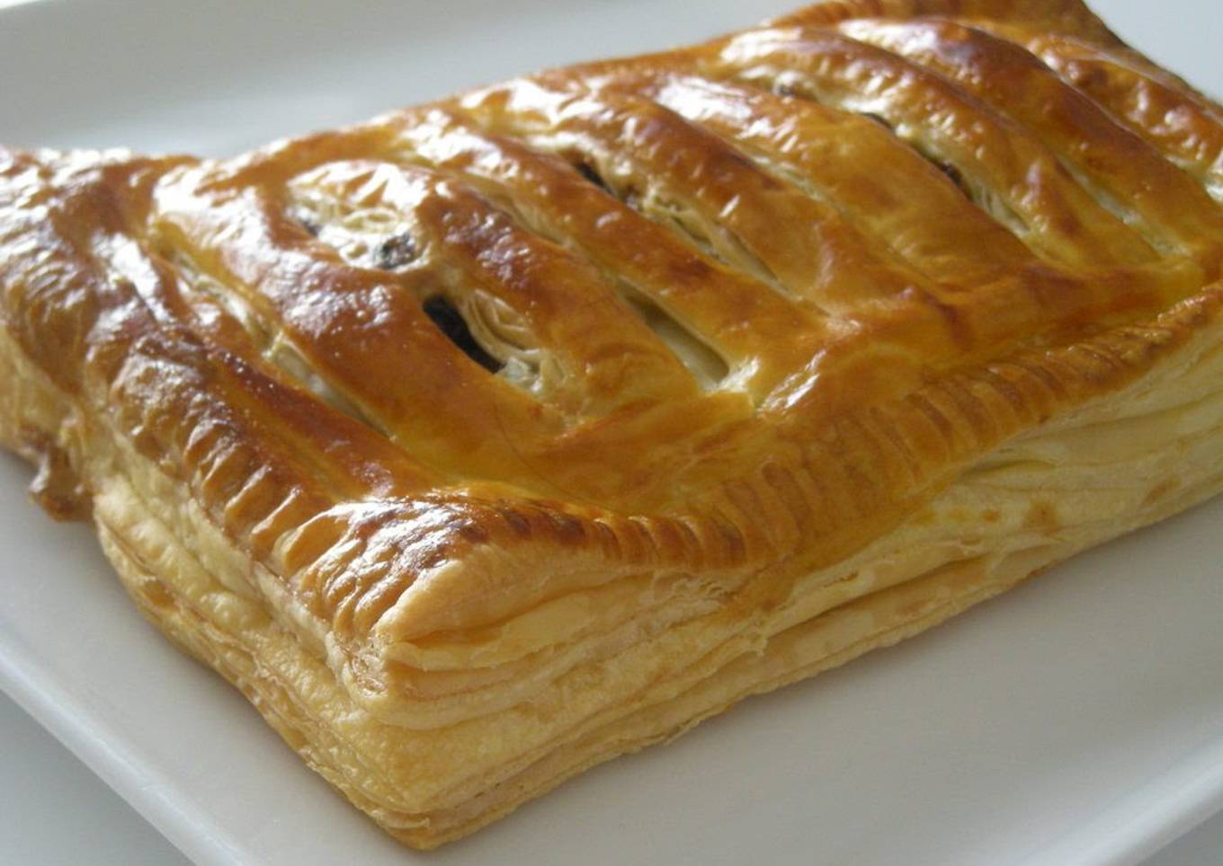 Easy Apple Pie with Frozen Puff Pastry