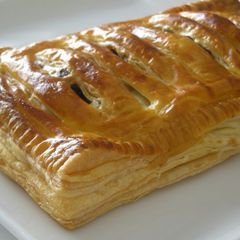 A picture of Easy Apple Pie with Frozen Puff Pastry.